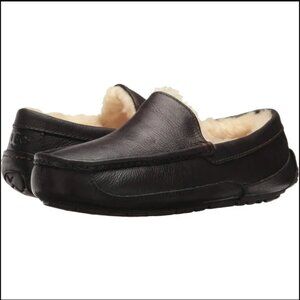 UGG Ascot Slippers